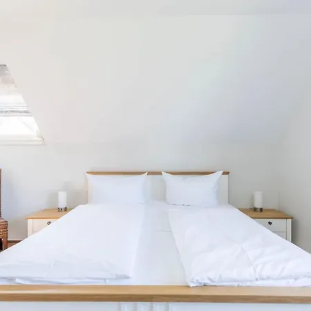 Duenenhaeuser Haus 4 A *