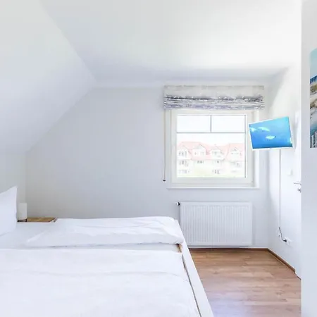 Duenenhaeuser Haus 4 A *