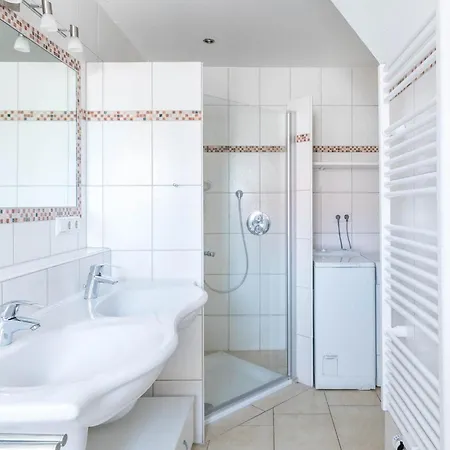 Duenenhaeuser Haus 4 A * Boltenhagen (Ostseebad)